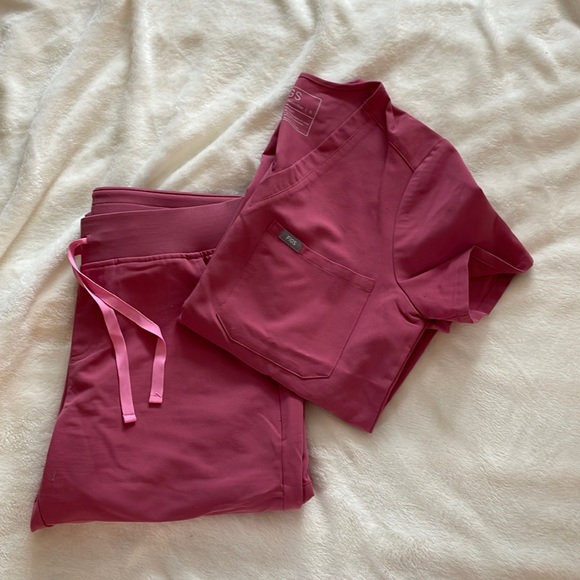 Figs Other - Figs Quartz Set (2021 Breast Cancer Awareness)